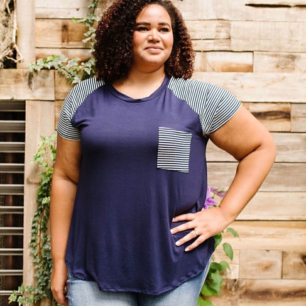 e. Luna - America's Favorite Raglan Top - NWOT
